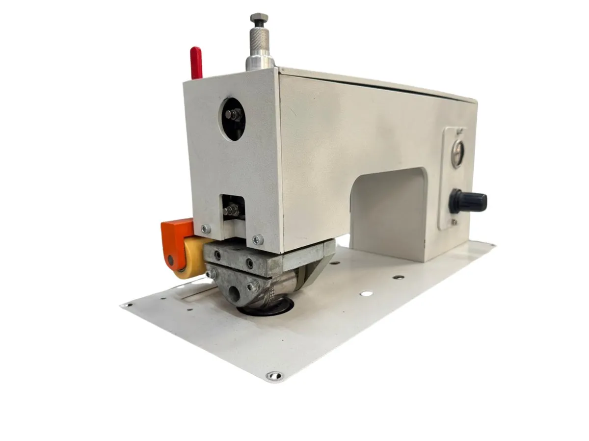 Ultrasonik Dikis Makinesi Bsu 50 4 ca2